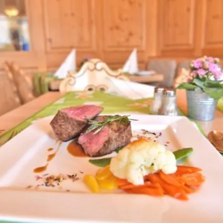 Hirschen 3* سشلوشسي