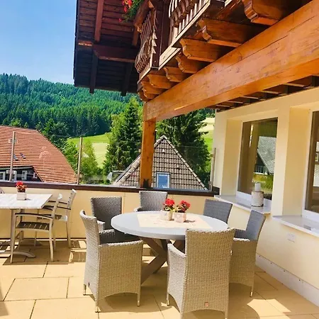 Hirschen 3* سشلوشسي